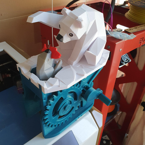 Polar Bear with Seal (automata)