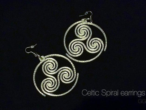 Celtic Triskelion Earrings & Pendant